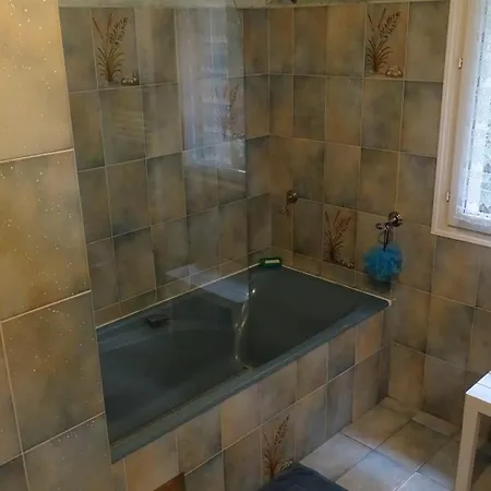 De Montheard Bed & Breakfast *