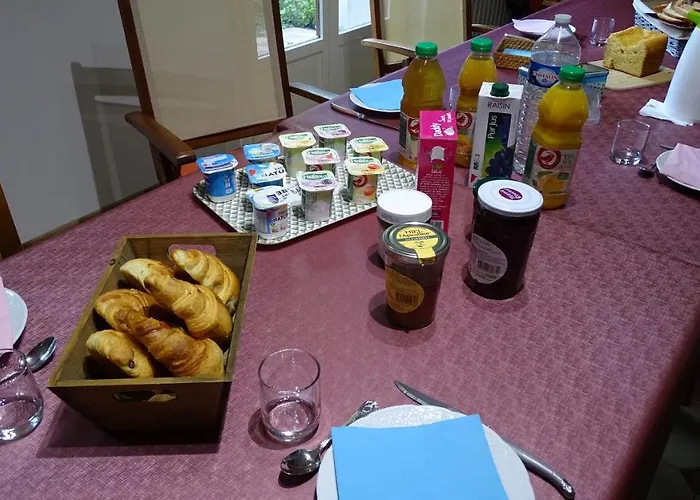 De Monthéard Bed and breakfast