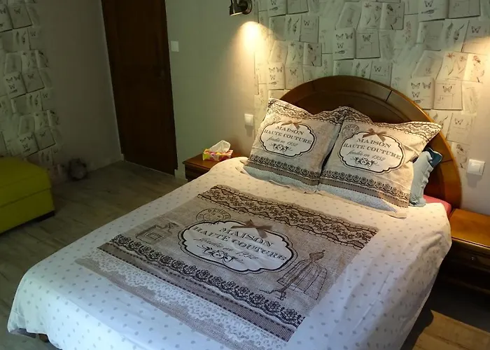 De Monthéard Bed and breakfast *